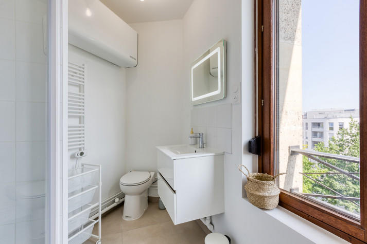 Appartement - 93 m² - 5 pièces