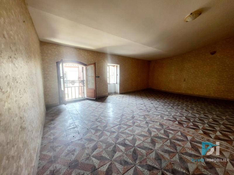 Maison - 385 m² - 11 pièces