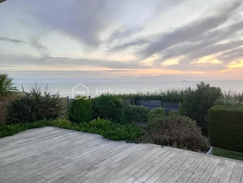 Demeure - 195 m² - 7 pièces