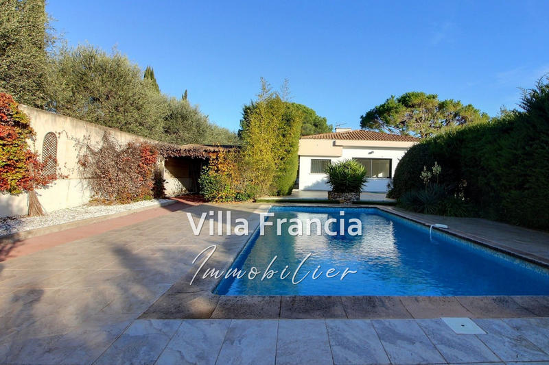 Villa - 163 m² - 4 pièces