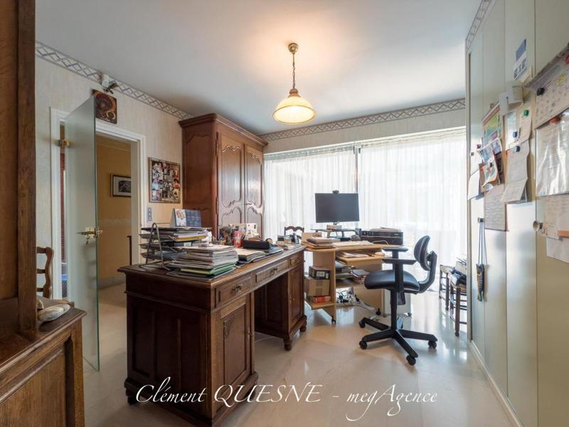 Maison - 246 m² - 7 pièces