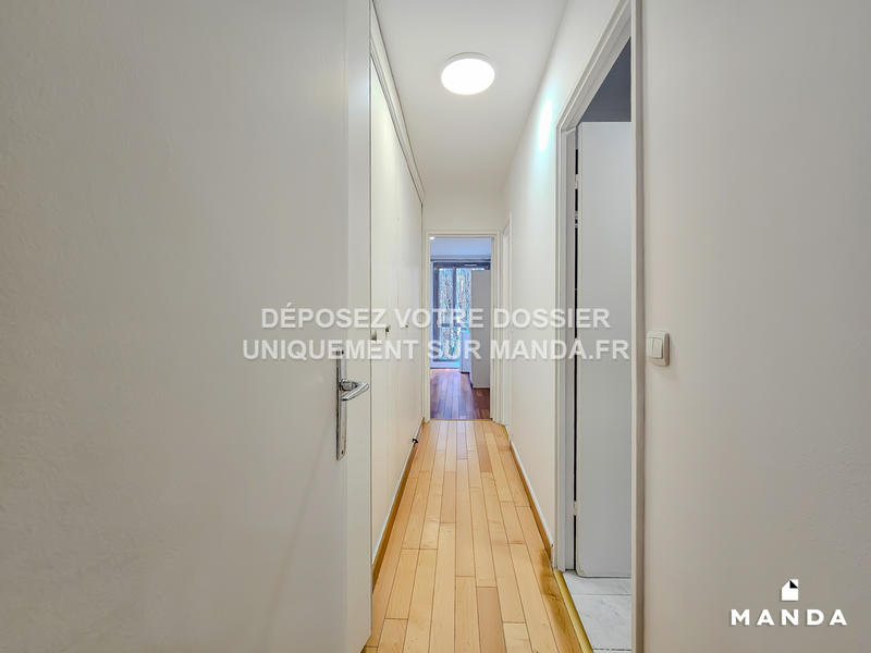 Chambre - 10 m² - 4 pièces