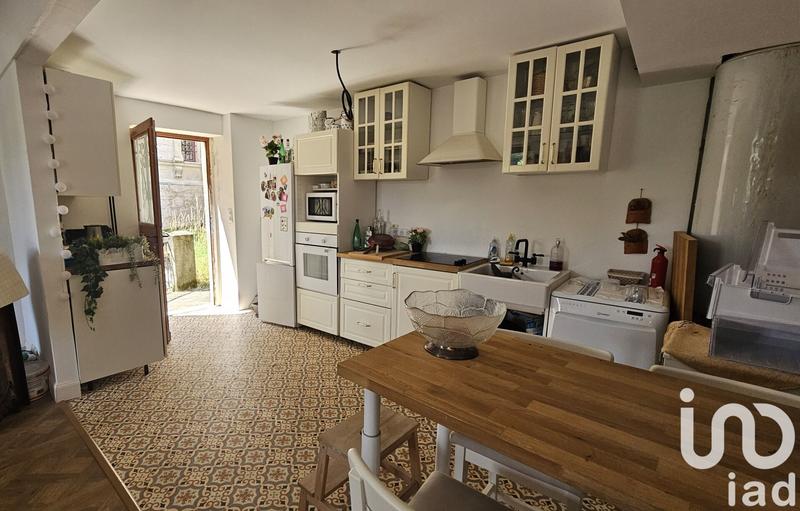 Maison de village - 216 m² - 12 pièces