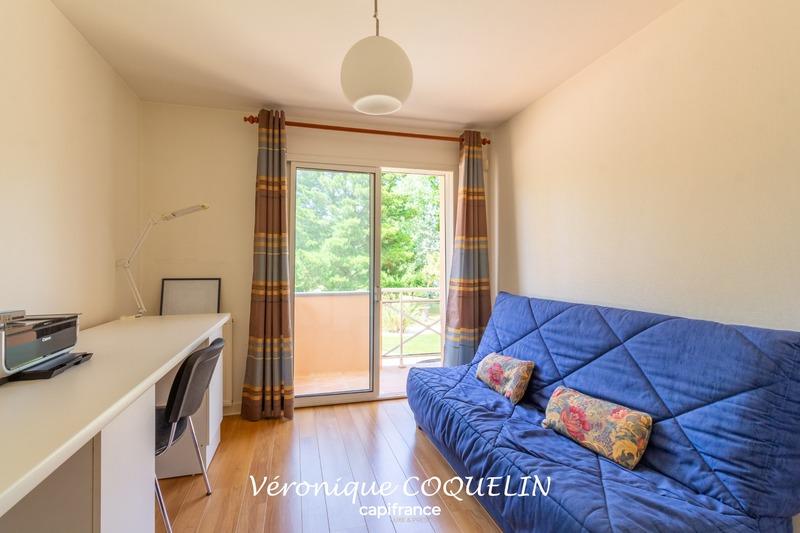 Villa - 240 m² - 7 pièces