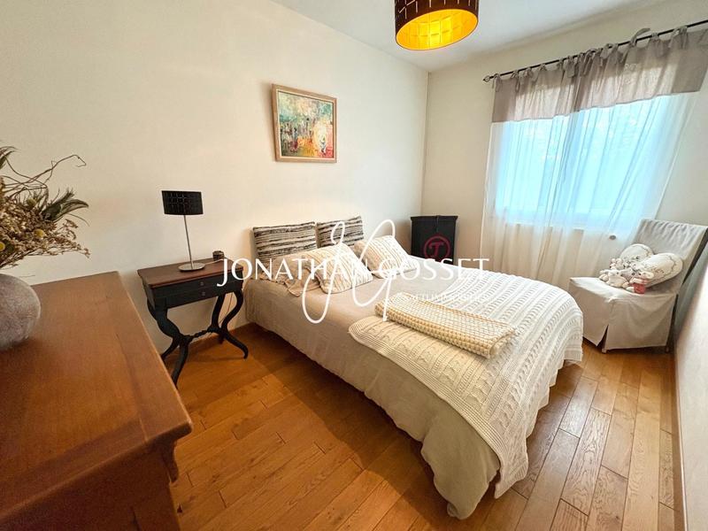 Maison - 138 m² - 7 pièces