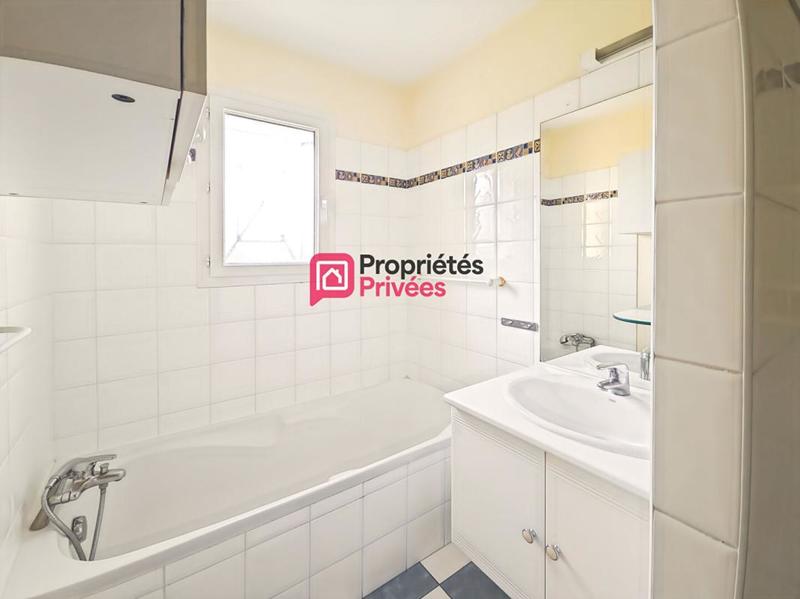 Maison - 83 m² - 4 pièces