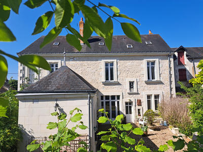 Maison de maîtres - 294 m² - 11 pièces