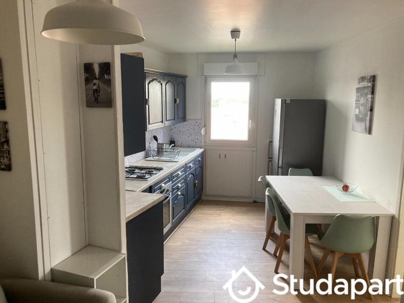 Chambre - 9 m² - 1 pièce