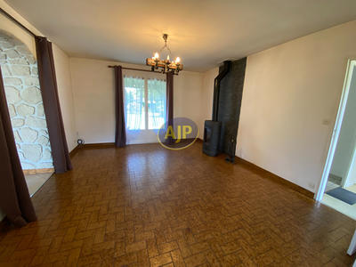 Maison - 139 m² - 7 pièces