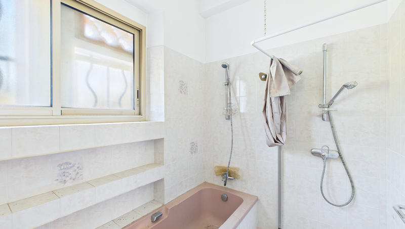 Appartement - 100 m² - 4 pièces