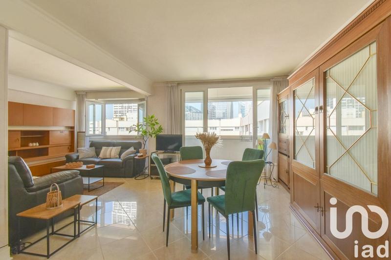 Appartement - 84 m² - 4 pièces