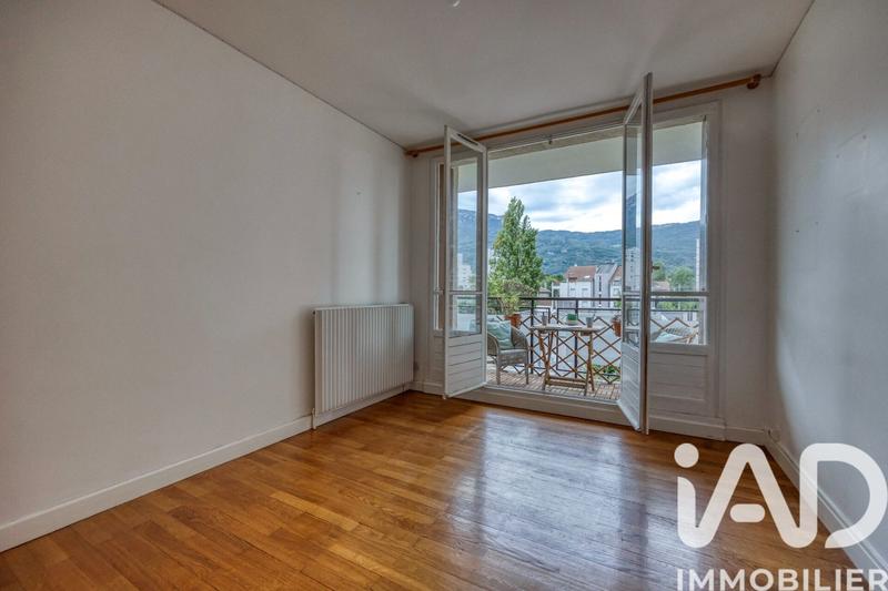 Appartement - 85 m² - 3 pièces