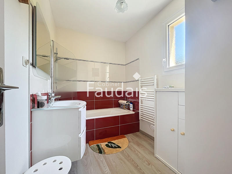 Maison - 151 m² - 6 pièces