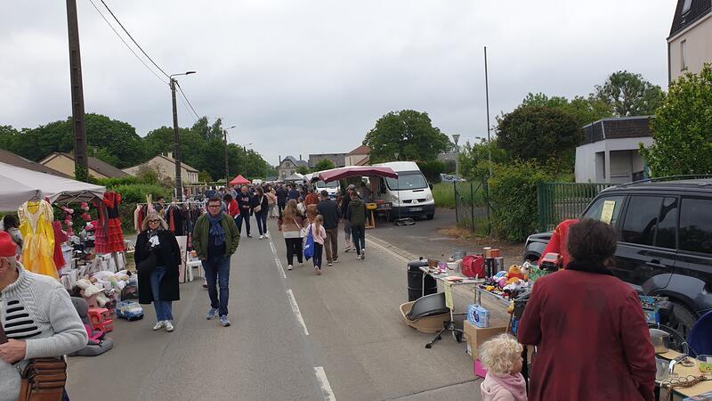 Brocante - fête du printemps
