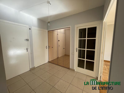 Appartement - 106 m² - 5 pièces