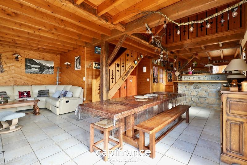 Châlet - 142 m² - 8 pièces