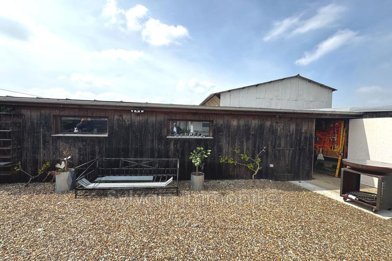 Maison - 182 m² - 6 pièces