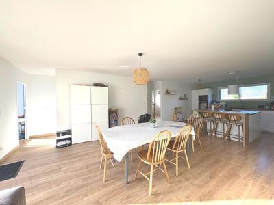 Maison - 143 m² - 6 pièces