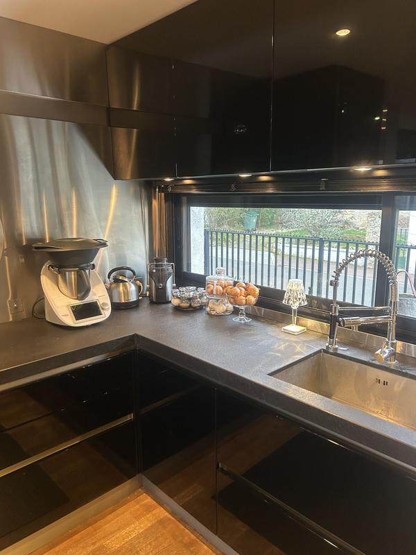 Maison - 212 m² - 7 pièces