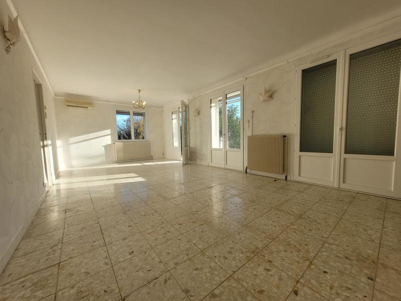 Maison - 189 m² - 6 pièces