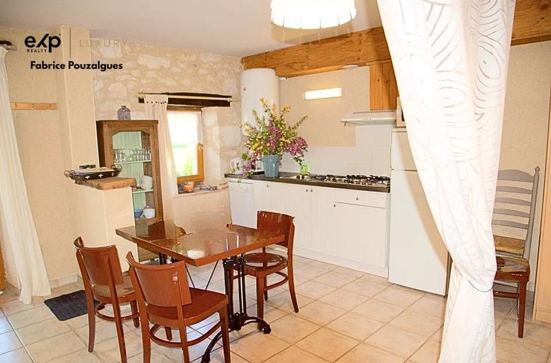 Propriété - 715 m² - 29 pièces