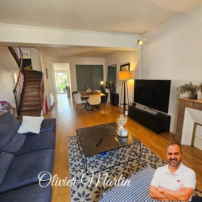 Maison de ville - 130 m² - 6 pièces