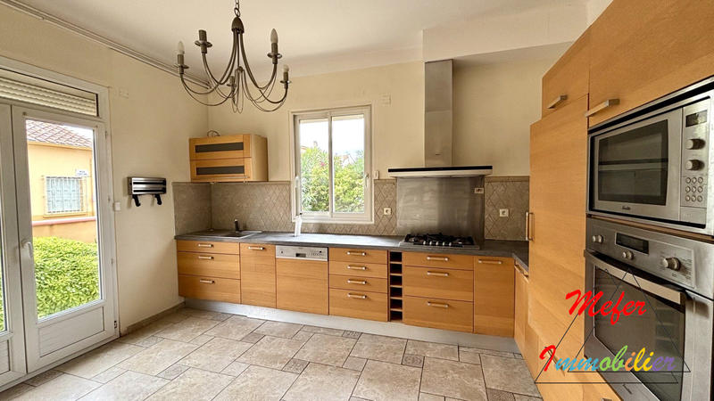 Maison - 135 m² - 6 pièces