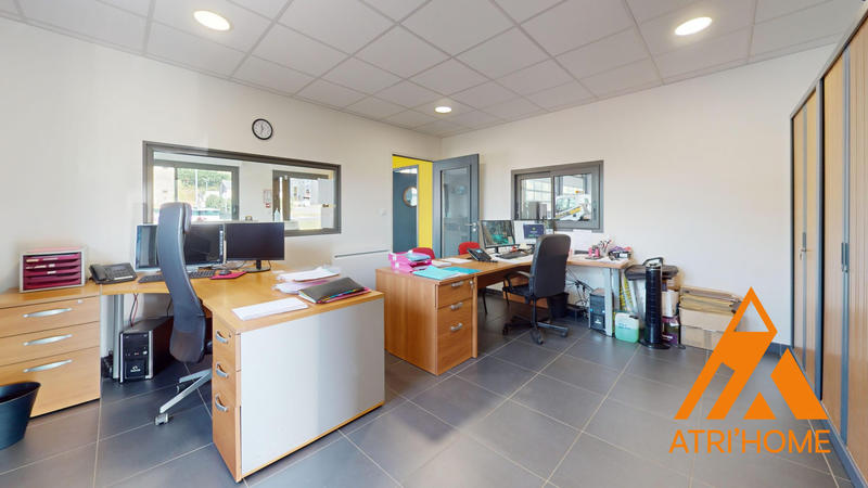 Fonds de commerce - 2 000 m²