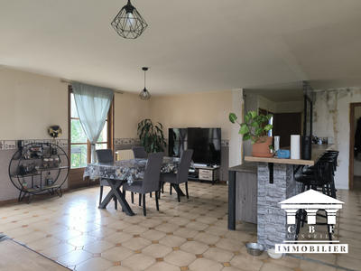 Maison - 151 m² - 7 pièces