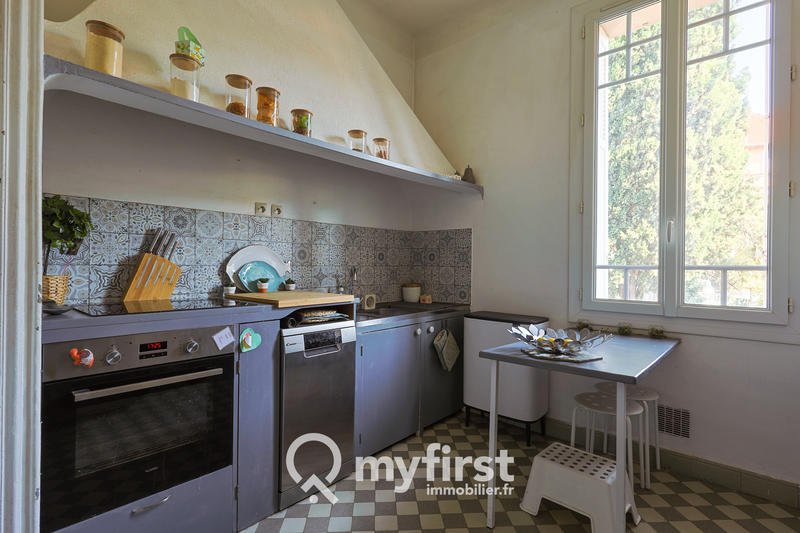 Maison - 202 m² - 6 pièces