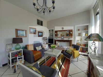 Appartement bourgeois - 116 m² - 5 pièces