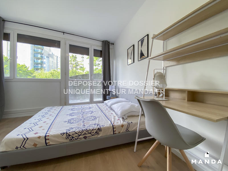 Chambre - 10 m² - 5 pièces