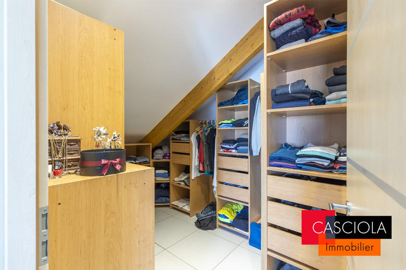 Maison - 191 m² - 6 pièces