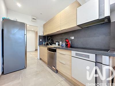 Appartement - 80 m² - 4 pièces