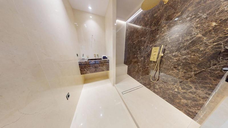 Villa - 262 m² - 9 pièces