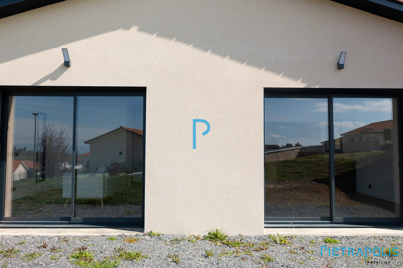 Maison - 98 m² - 4 pièces