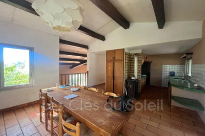 Maison - 180 m² - 6 pièces