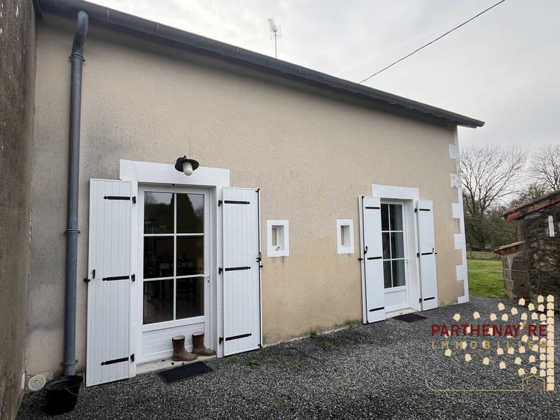Maison - 97 m² - 4 pièces