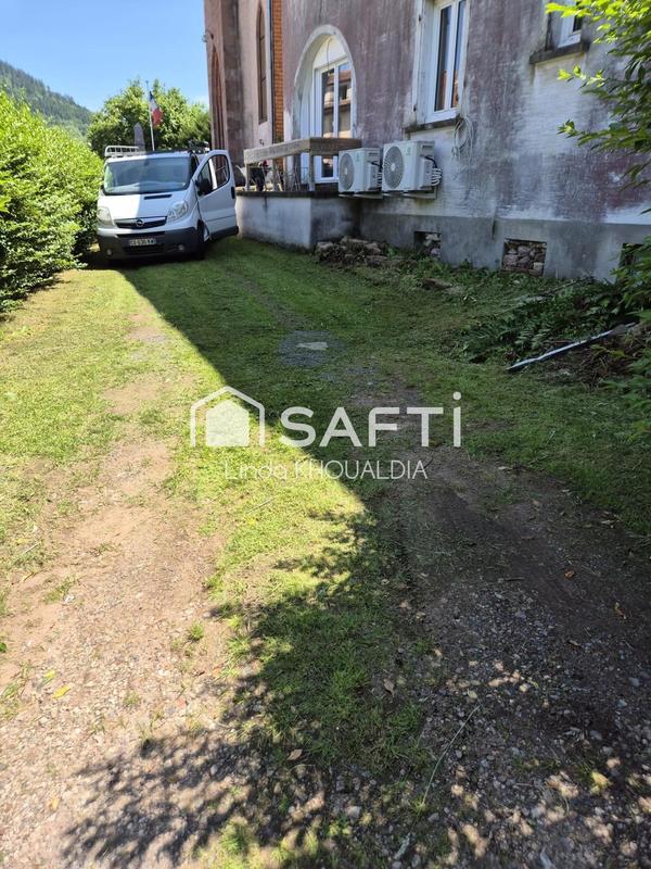 Maison - 251 m² - 7 pièces