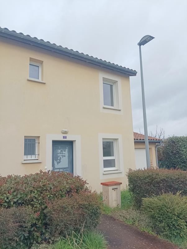 Pavillon - 80 m² - 4 pièces