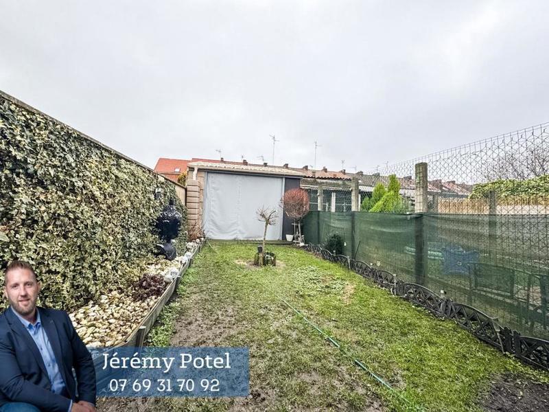 Maison - 95 m² - 7 pièces