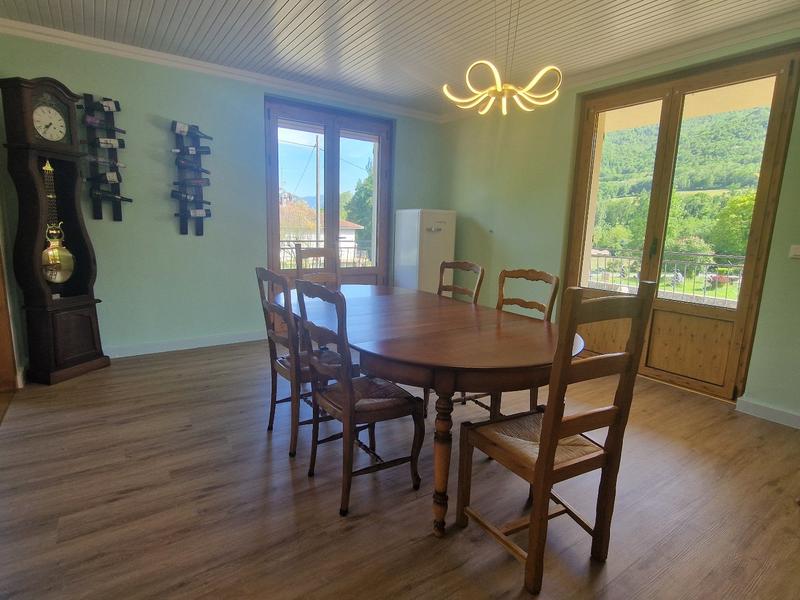 Maison - 340 m² - 12 pièces