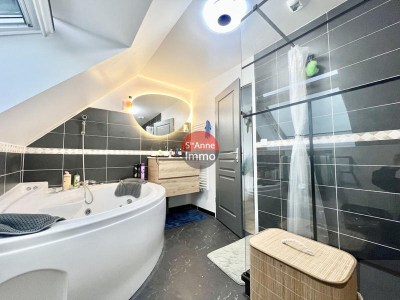 Maison - 125 m² - 6 pièces