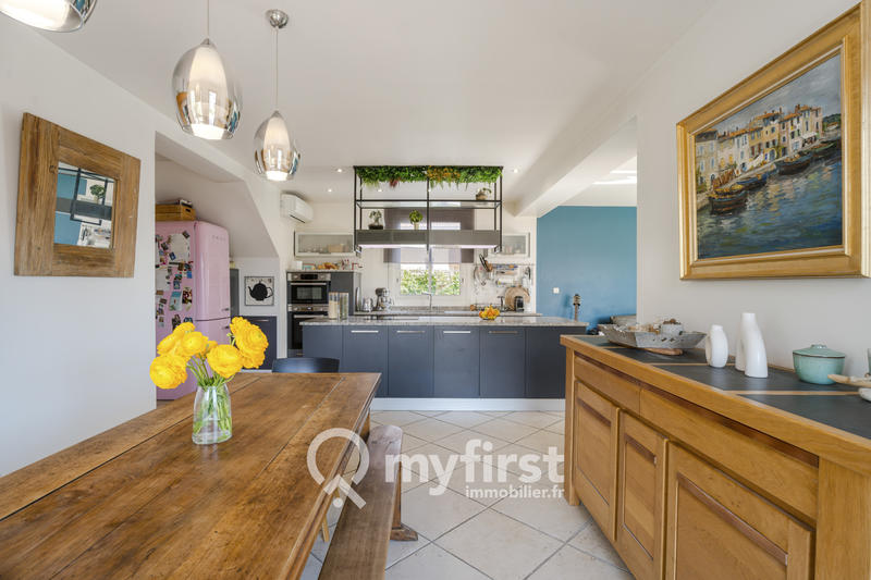 Maison - 120 m² - 5 pièces