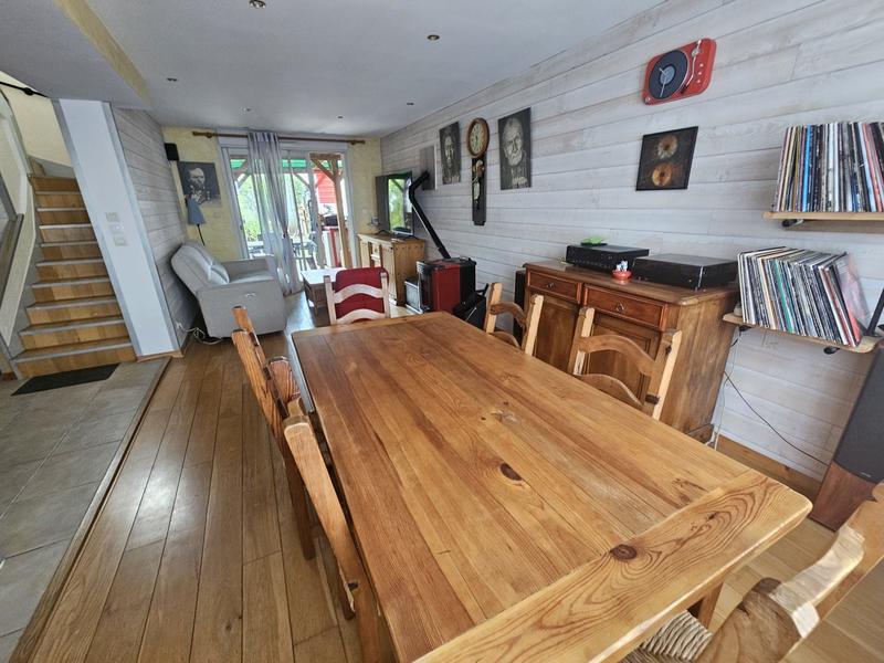 Maison - 149 m² - 8 pièces