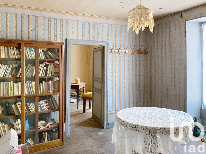 Maison - 250 m² - 11 pièces