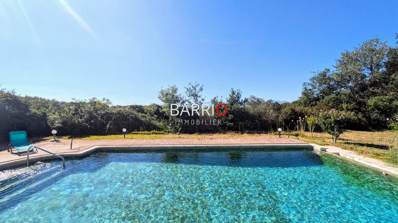 Villa - 354 m² - 11 pièces