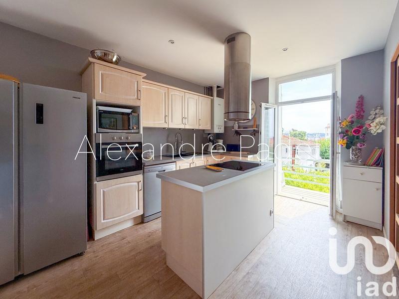 Appartement - 111 m² - 5 pièces