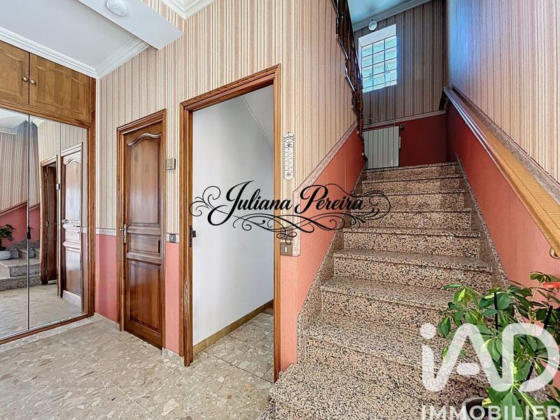 Maison - 172 m² - 7 pièces