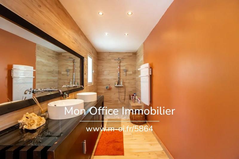 Maison - 115 m² - 4 pièces